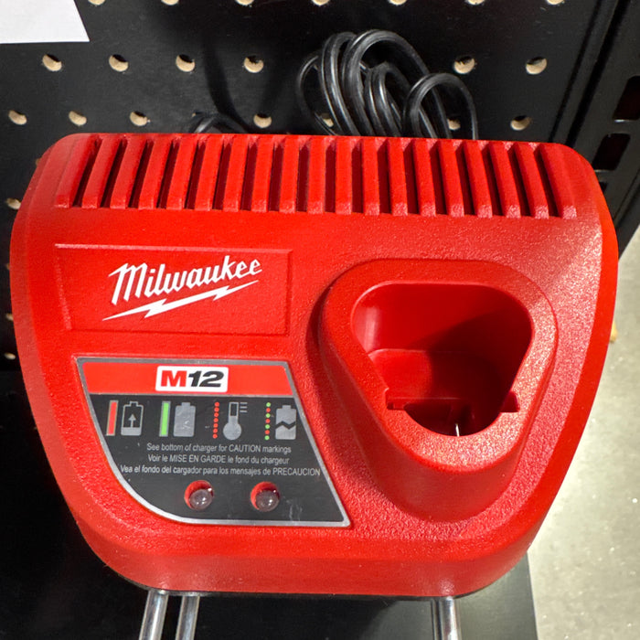 M12 Lithium Ion 12 Volt Battery Charger